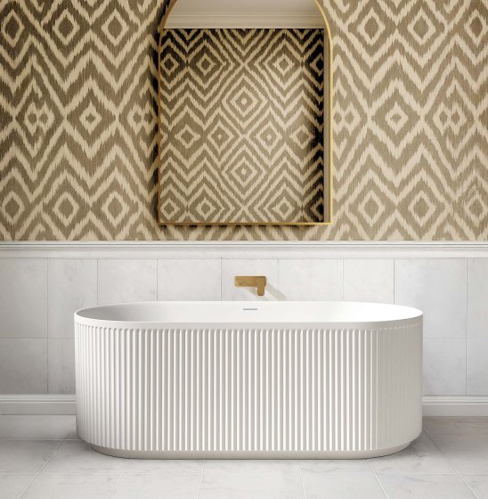 ArcQuay Attica Havana 1500 matte white freestanding overflow bath