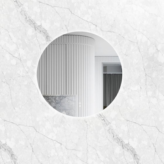 ArcQuay LED Bondi 800 mm frameless round Tuffi mirror