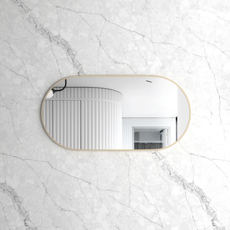 LED Mirror vs Standard Mirror: A Practical Buyer’s Guide