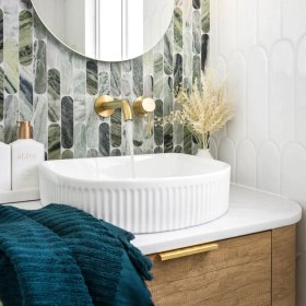 Archie 415x365x100 Gloss White Fluted Basin