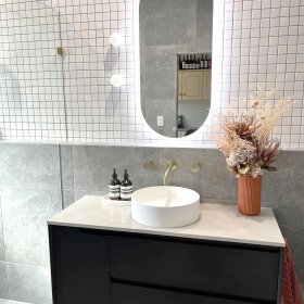 ArcQuay Bondi White Laundry Natural Carrara / White – 650mm; 1300mm; 1060mm