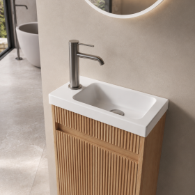 ArcQuay bathroom cabinet 47 - angle 3